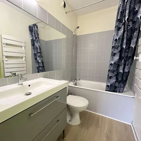 Apartament - Lr930-001 La Rochelle (Charente-Maritime)